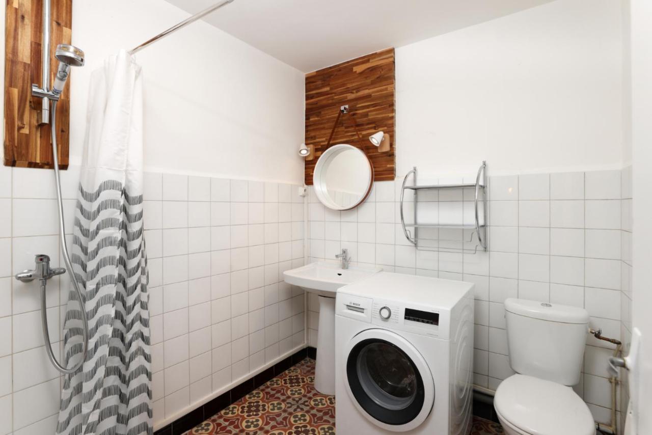 Le Pied A Terre De La Cite - Parking Au Pied De La Cite Apartment Каркасон Екстериор снимка