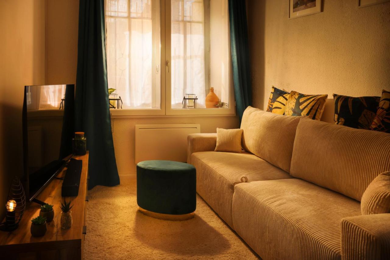 Le Pied A Terre De La Cite - Parking Au Pied De La Cite Apartment Каркасон Екстериор снимка