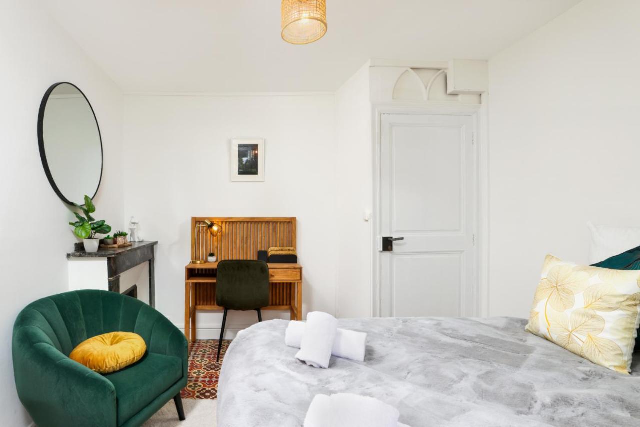 Le Pied A Terre De La Cite - Parking Au Pied De La Cite Apartment Каркасон Екстериор снимка