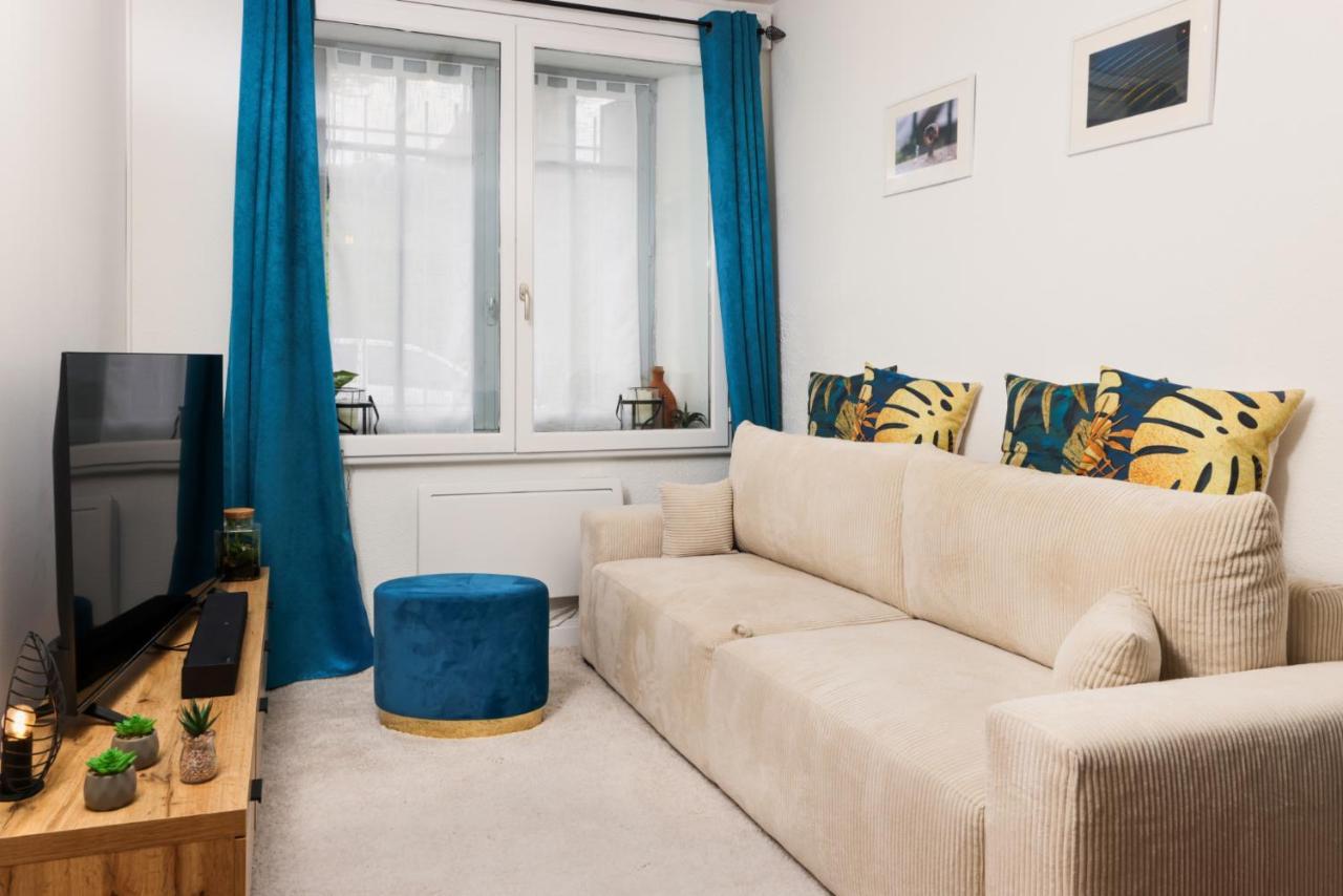 Le Pied A Terre De La Cite - Parking Au Pied De La Cite Apartment Каркасон Екстериор снимка