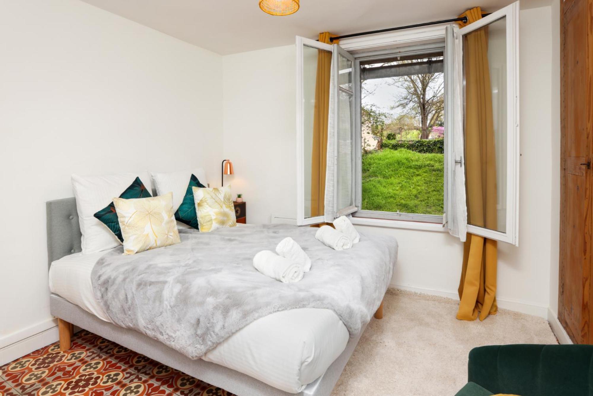Le Pied A Terre De La Cite - Parking Au Pied De La Cite Apartment Каркасон Стая снимка